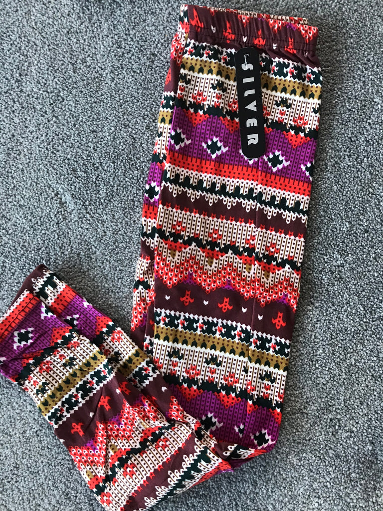 “Cross stitched” look leggings