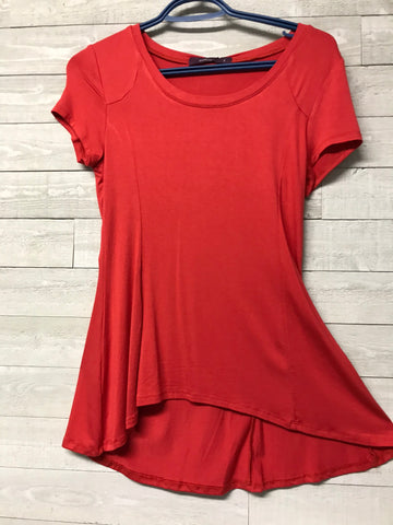 Red tee with high low hem